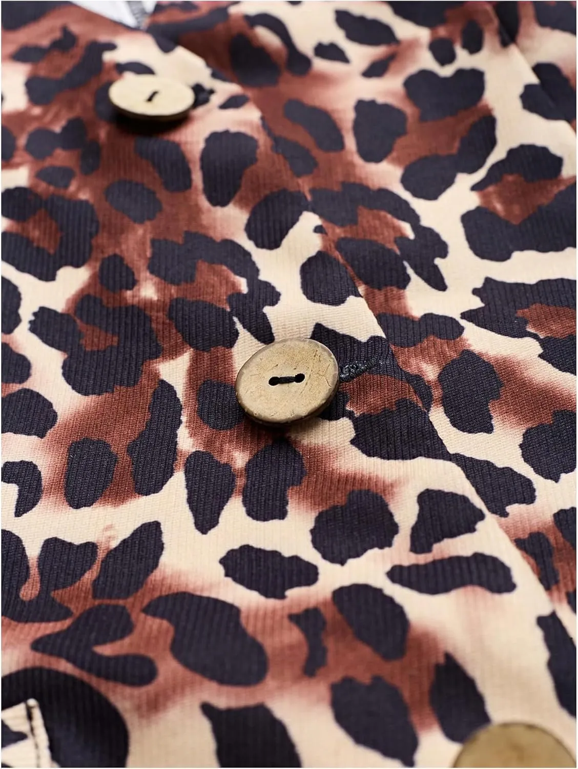 MakeMeChic Women's Leopard Print Vests V Neck Cheetah Vest Sleeveless Jacket Vest Tops Blazer Vests