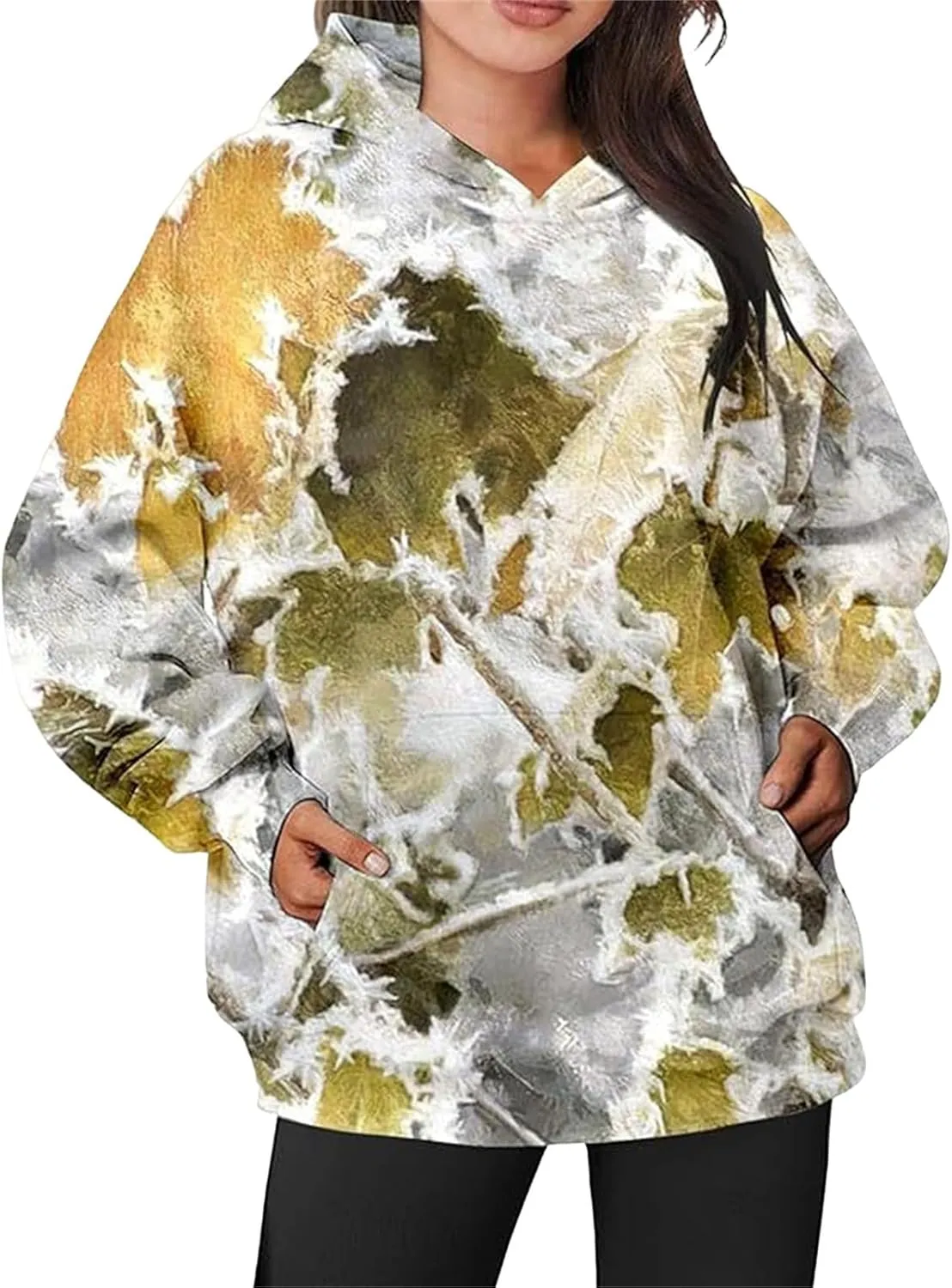 Womens Camo Hoodies Sweatshirt Maple Leaf Print Oversized Hooded Sweatshirt Long Sleeve Fall Pullover Top with Pockets