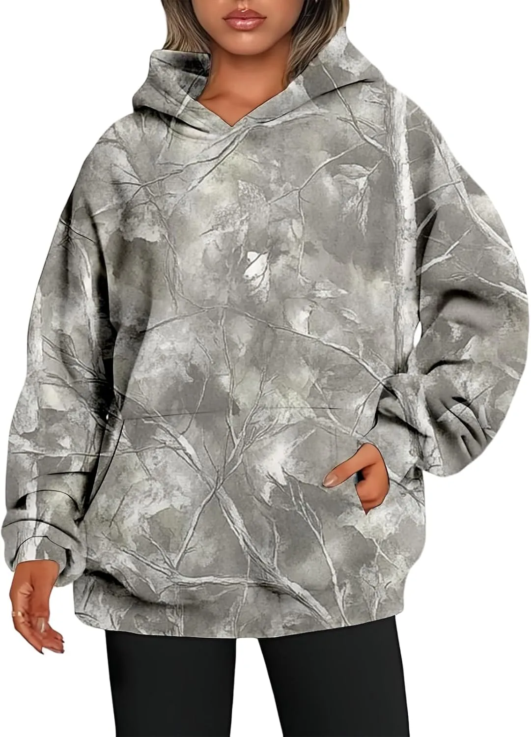 ZWRXW Womens Maple Leaf Print Camo Hoodies Oversized Long Sleeve Hooded Sweatshirt Fall Fashion Pullover Tops with Pocket